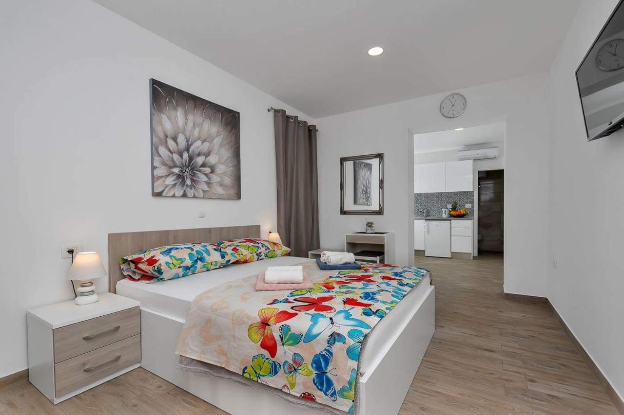 Apartman-Studio Meri Makarská Exteriér fotografie