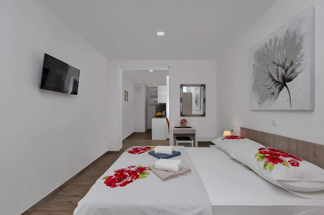 Apartman-Studio Meri Makarská Exteriér fotografie