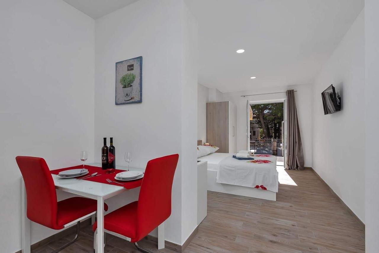 Apartman-Studio Meri Makarská Exteriér fotografie