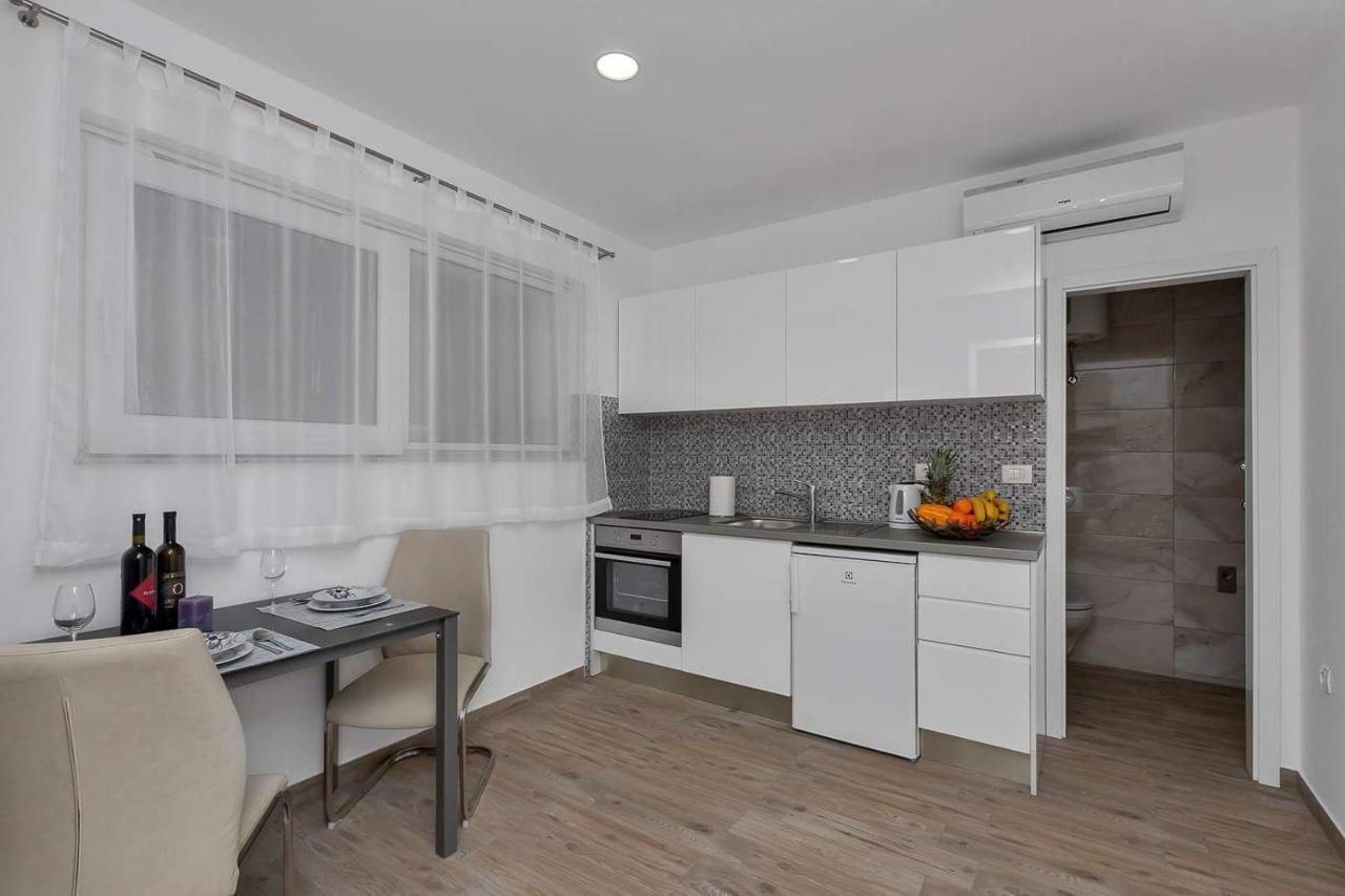 Apartman-Studio Meri Makarská Exteriér fotografie