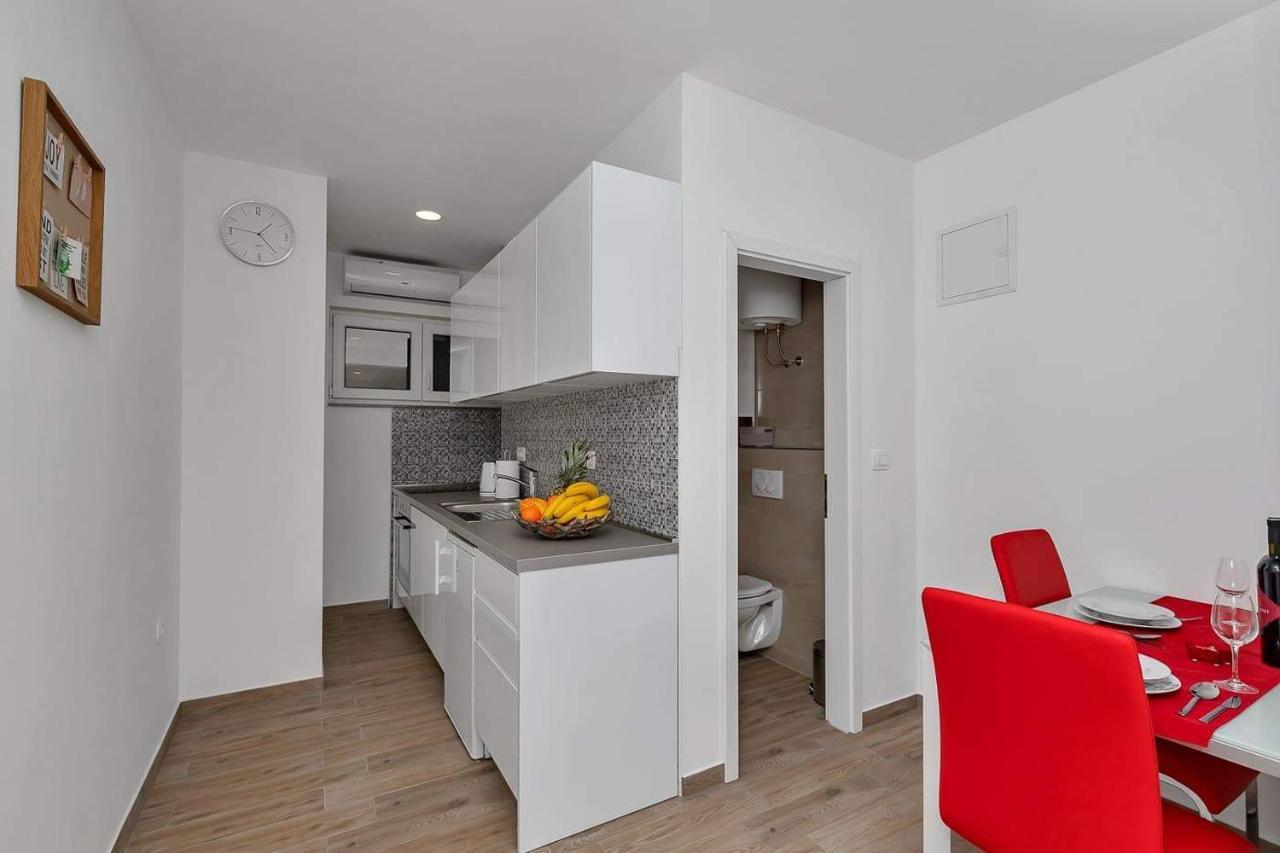 Apartman-Studio Meri Makarská Exteriér fotografie